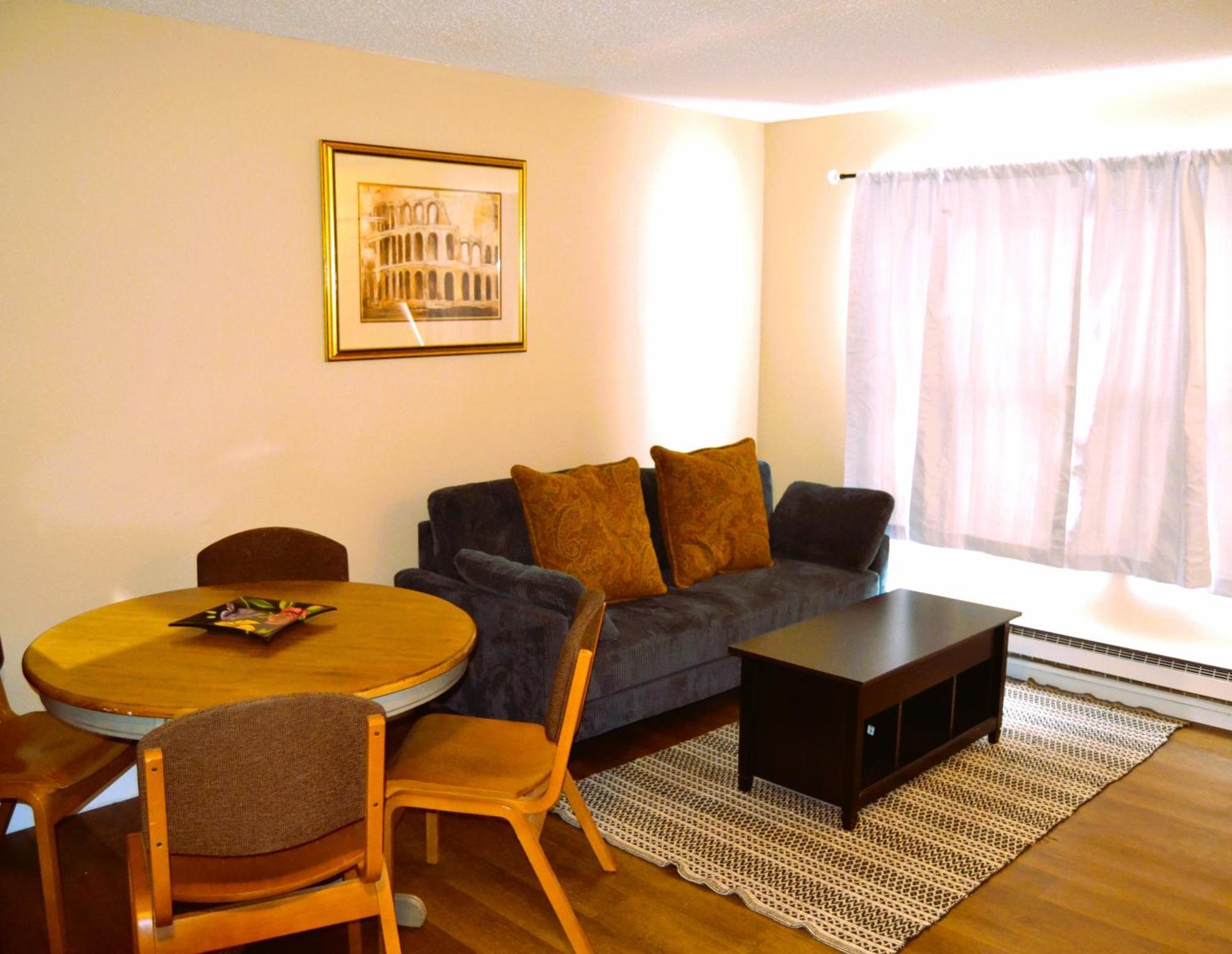 Urban Oasis Apartamento Grand Forks Exterior foto